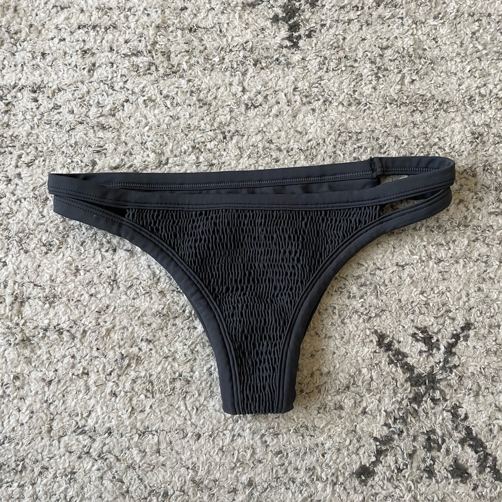 💫 Tori Praver bottoms